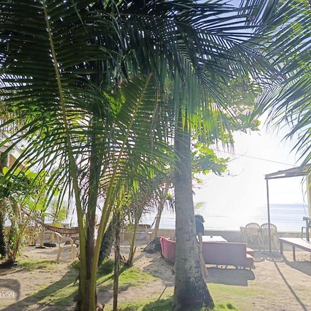 Enrico'S Guesthouse Siquijor Exteriör bild