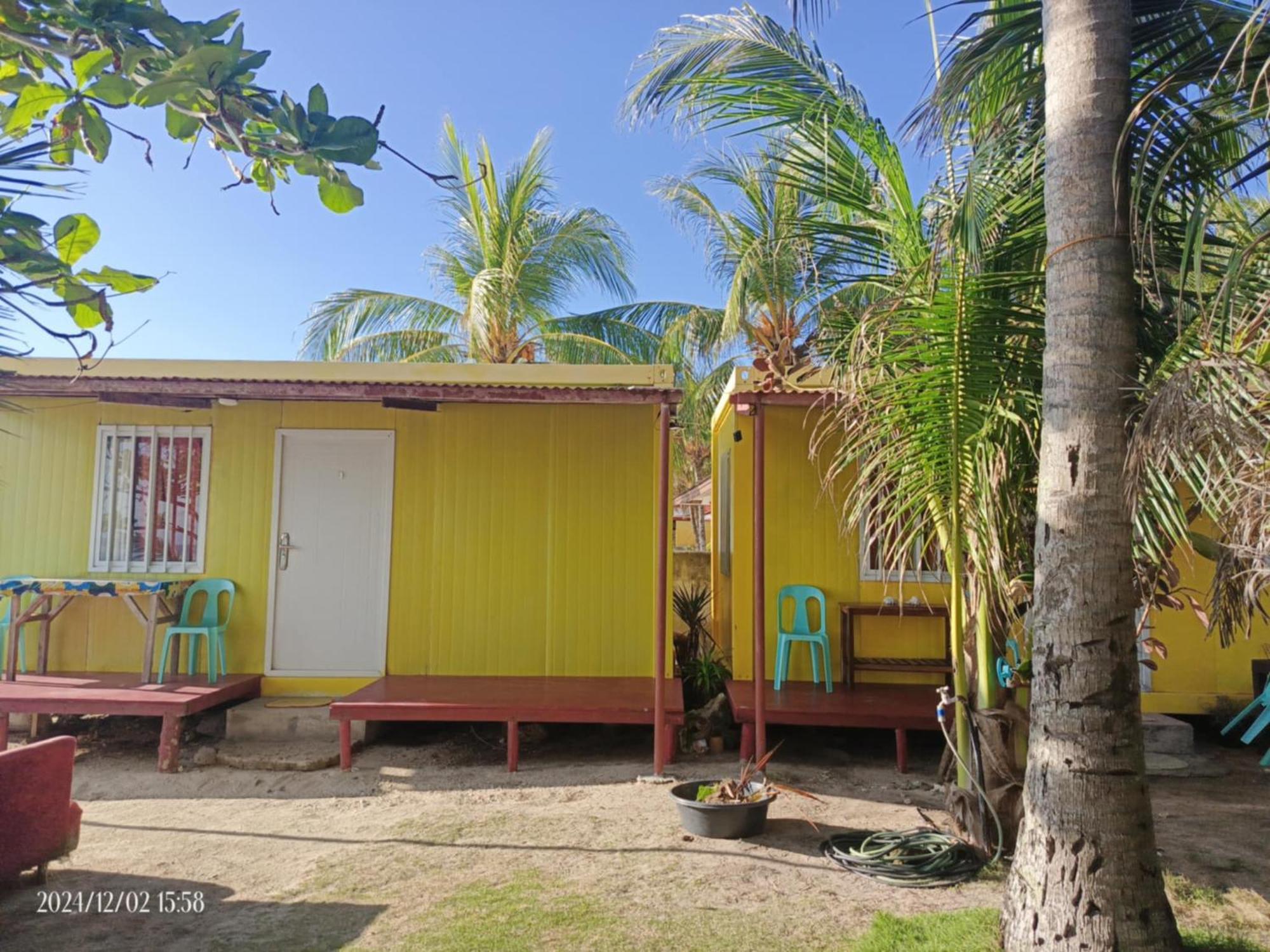 Enrico'S Guesthouse Siquijor Exteriör bild